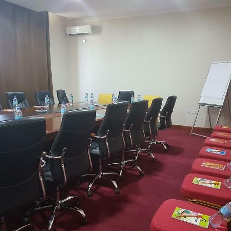Nashera Hotel Dodoma Exteriér fotografie